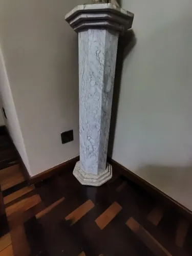Coluna de Mármore