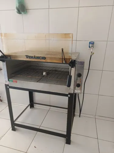 Forno Industrial Elétrico e Masseira Rápida