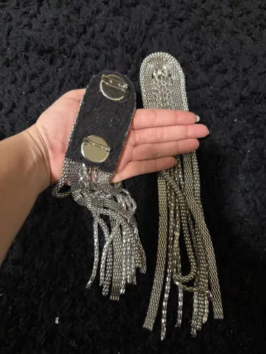 Broche roupa decorativa 