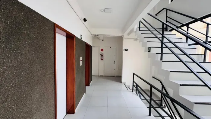 Sala comercial na Praça Rui Barbosa no Centro - Araçatuba - SP