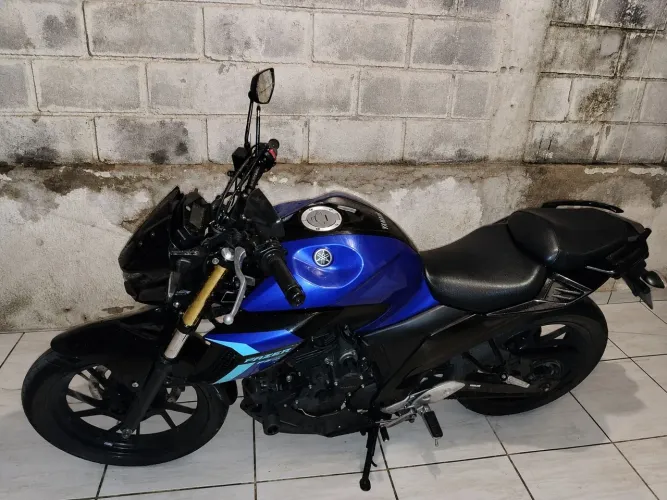 Fazer 250