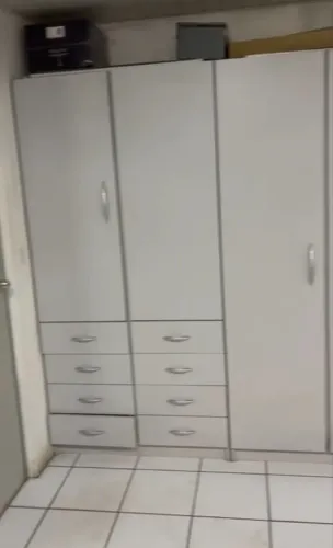 Armário de escritório pra botar preço