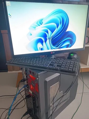 PC Gamer Ryzen 3 | RX560 4GB | SSD 240GB | HD 500GB | Windows 11