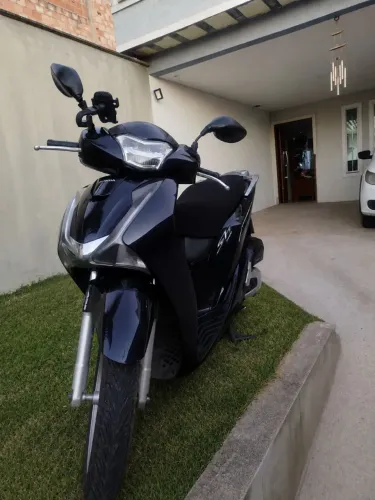 HONDA SH 150 AUTOMÁTICA 2017 À VENDA