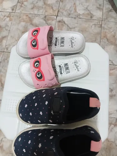 Kit chinelo e tênis unfantil n.25