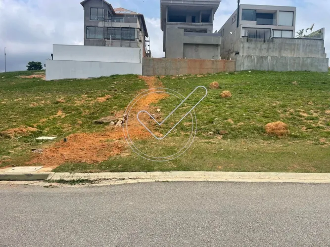 Terreno à Venda no Condomínio Altavis - 449 m²