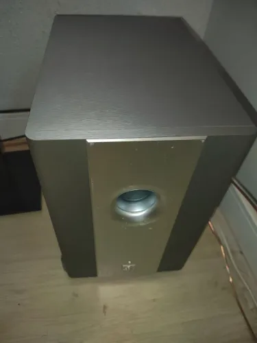 Subwoofer Acoustic Research (AR) HC5