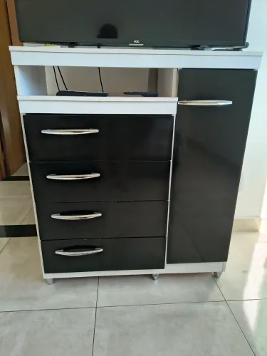 Vendo cômoda de roupas novinha