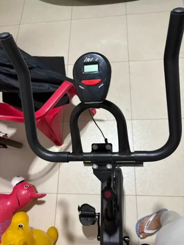 BICICLETA ERGOMÉTRICA