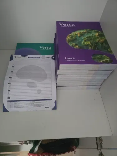 Livros Editora Versa para ENEM nunca usados