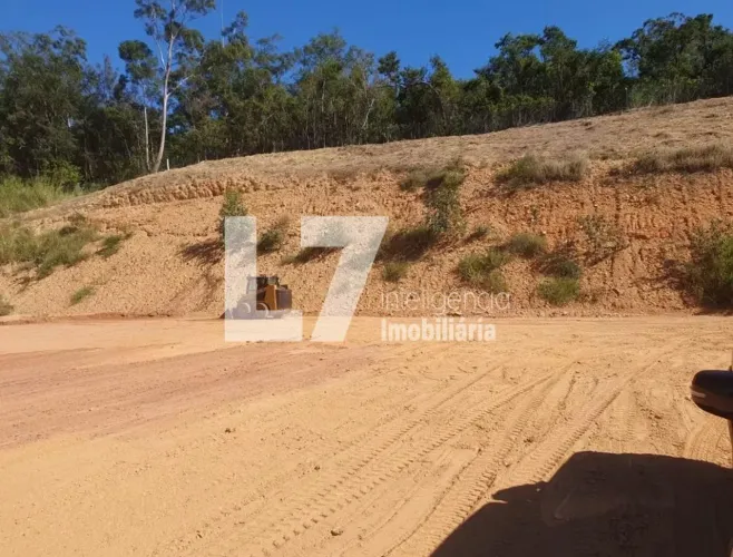 Lote de Alto Padrão em Sousas 20.000m² no Condomínio Reserva da Floresta