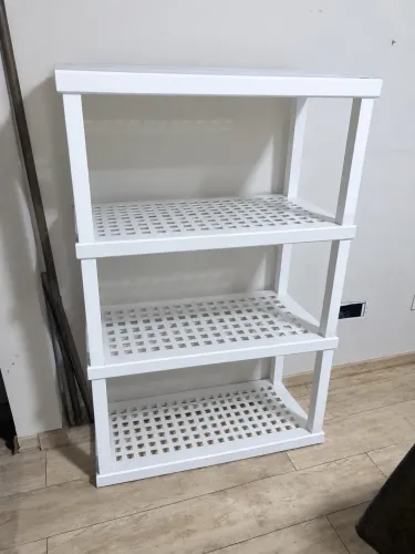 Estante plástico reforçado , firme 1,30 x 87 cm firme