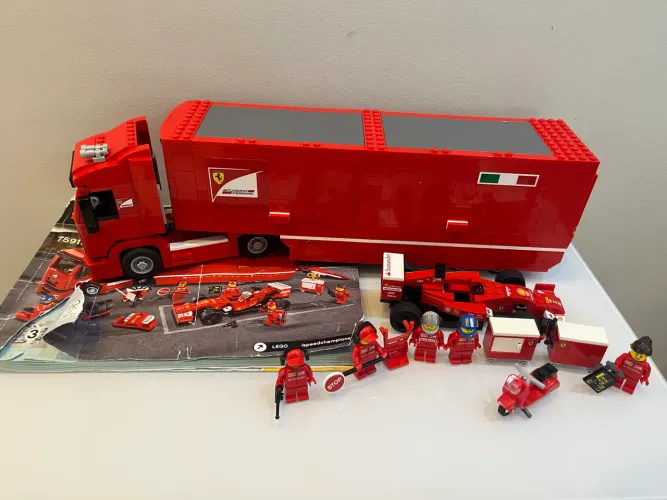 Lego speed champion caminhão Ferrari F14T