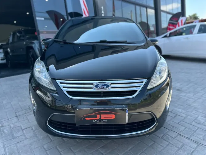Ford Fiesta Sedan SE 1.6 16V Flex 4P 2012