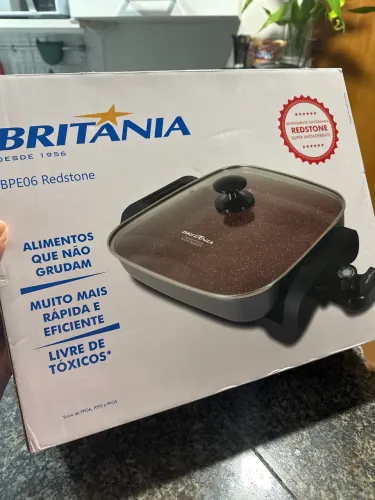 Panela Elétrica Multifunções Britânia BPE06 Redstone 3,5L Cerâmica