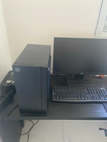 Computador, PC de trabalho, jogos e etc