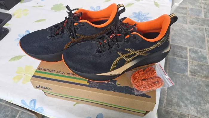 Tênis ASICS NOVABLAST 5 SENNA  tam. 43 NOVO na Caixa!!