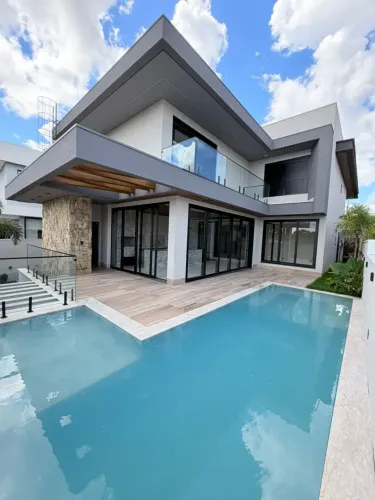 FLORAIS DOS LAGOS | R$ 6.500.000 SOBRADO DE ALTO PADRÃO