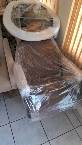 Jogo salão kit: 3 cadeiras 1 lavatório