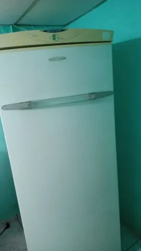 Geladeira Brastemp 127V Funcionando normal preccisa buscar