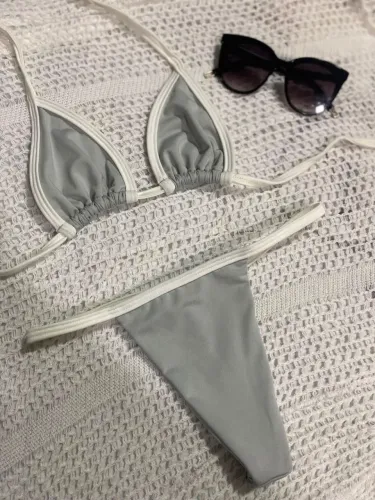 Biquíni moda praia