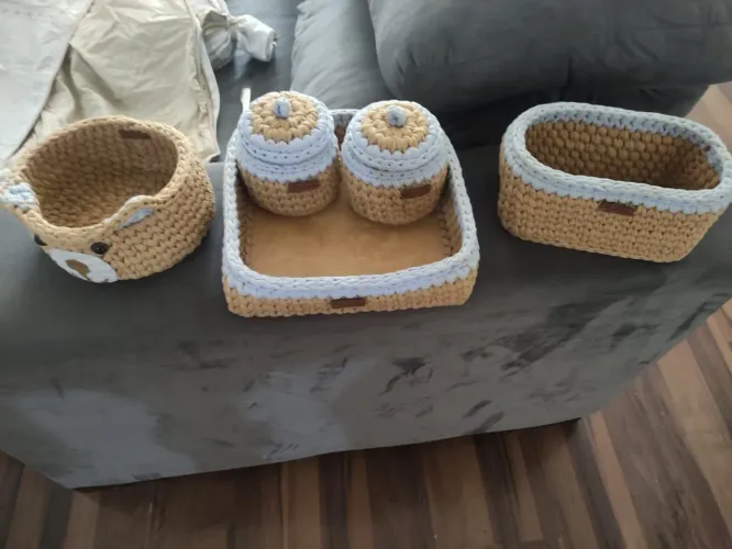 Kit Higiene Bebê em Crochê + Urso de Pelúcia Grande