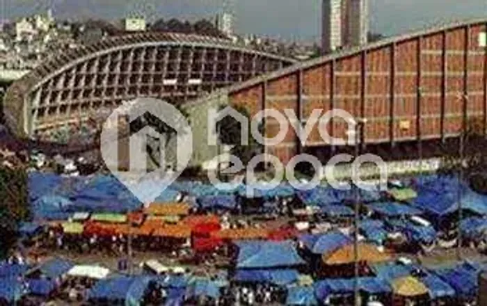 São Cristóvão | Prédio Comercial