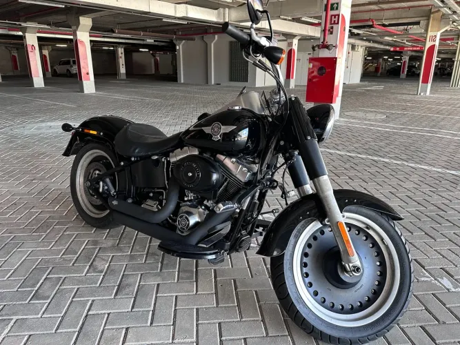 Harley-Davidson Fat Boy Lo 2013 | único dono | 8.900 km | 100% original