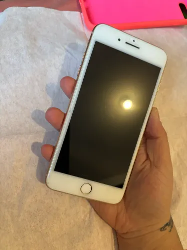 iPhone 8 Plus Rose Gold