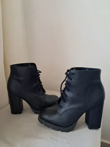 Bota Feminina