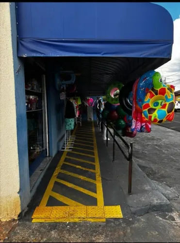 Vendo Loja toda equipada em funcionamento