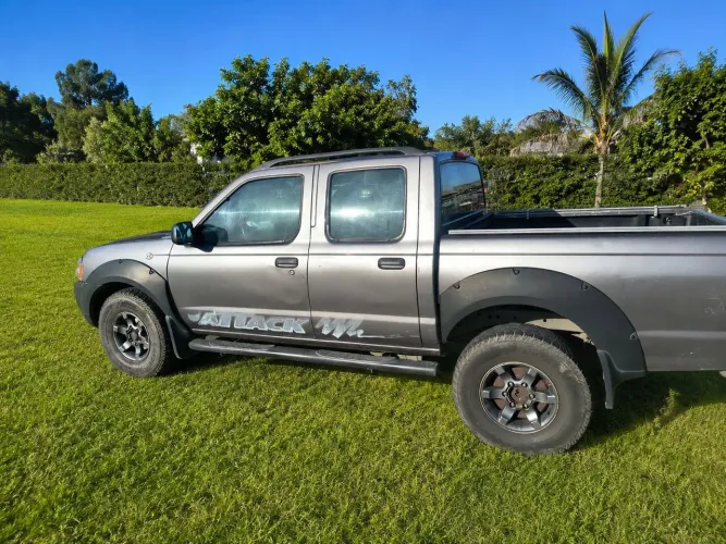 Nissan Frontier XE Attack CD 2.8 TDI Diesel 2006