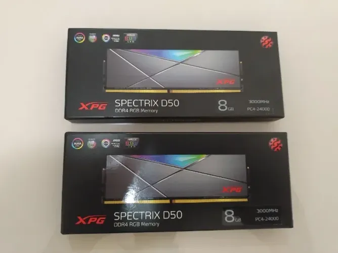 DDR4 16GB 3000Mhz (2X8) XPG com RGB, CL16 para desktop Dual Channel