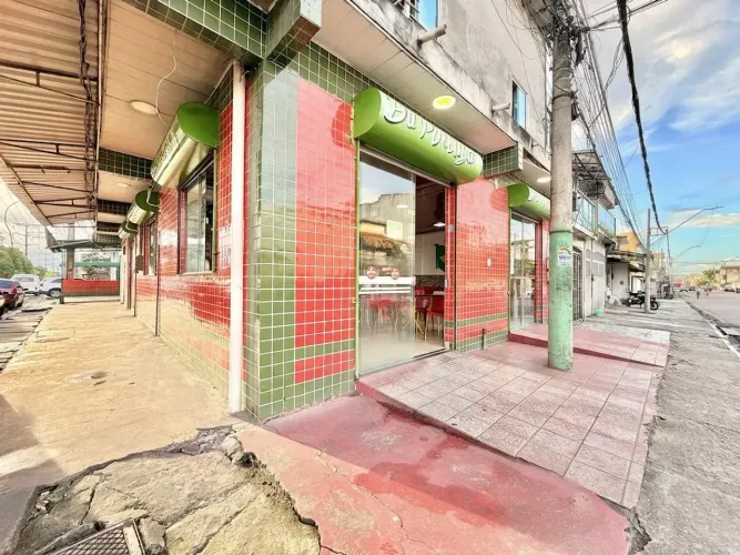 ALUGUEL - PONTO COMERCIAL - BARÃO DO TRIUNFO ESQ. COM RUA NOVA - R$ 5.500,00/ mês