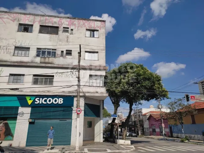 Prédio residencial à venda, 839m², próximo ao Museu do Ipiranga