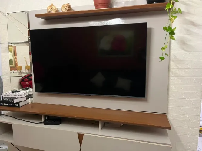 Painel de tv 55 polegadas espelhado