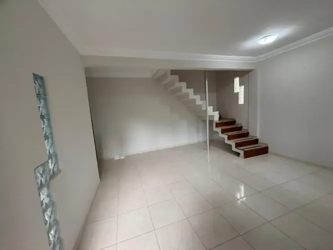 Apartamento duplex para locação no Umarizal