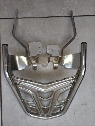 Suporte de baú Biz 125
