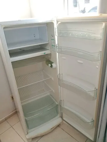 Geladeira 220vlts