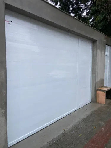 Portão de alumínio