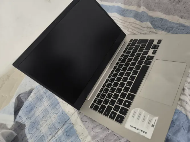 Notebook Samsung Galaxy book go