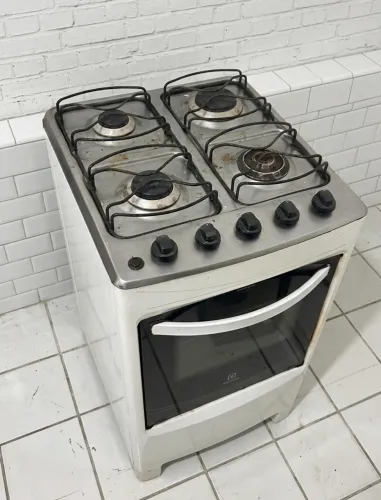 Fogão Esmaltec 4 Bocas com Acendimento Automático