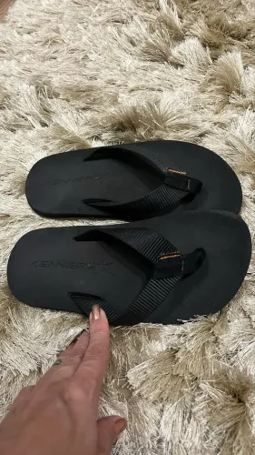 Chinelo kenner infantil  tamanho 31/32