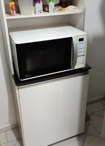 Microondas lg30 litros ainda no plástico$280