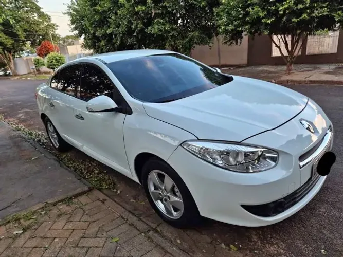 Renault Fluence Sed. Dynamique 2.0 16V Flex Aut. 2012