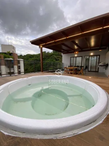 Cobertura com 3 dormitórios à venda, 140 m² por R$ 1.700.000,00 - Cabo Branco - João Pesso