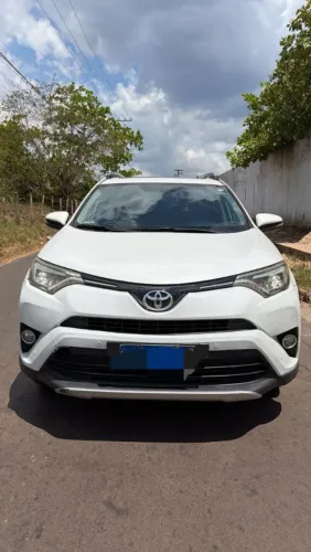 Toyota RAV4 2.0 Top 4X2 16V Aut. 2018