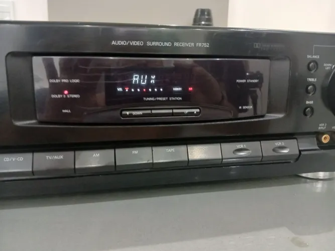 Receiver Philips FR752
