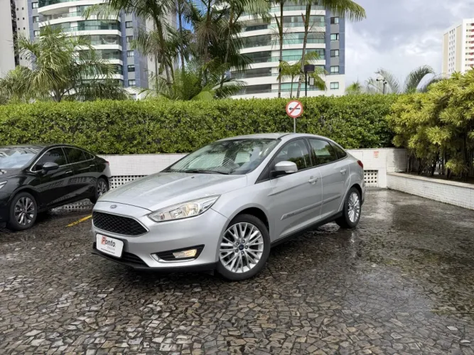 Ford Focus Fastback Se/se Plus 2.0 Flex Aut. 2017