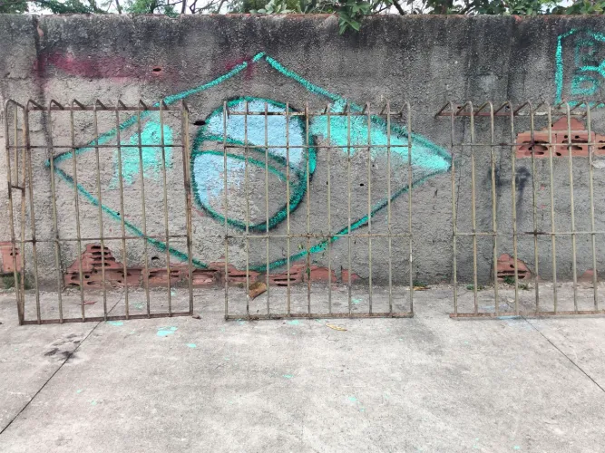 Grades de janela de ferro os 3 pra sair hj